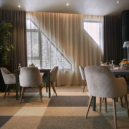 Posta Hotel 4*
