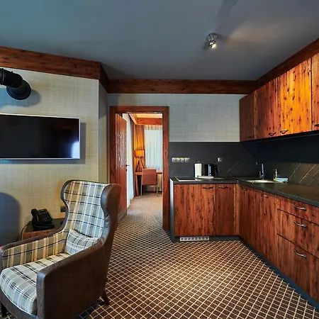 Posta Hotel 4*
