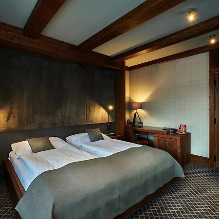 Hotel Posta Dolina Demianowska